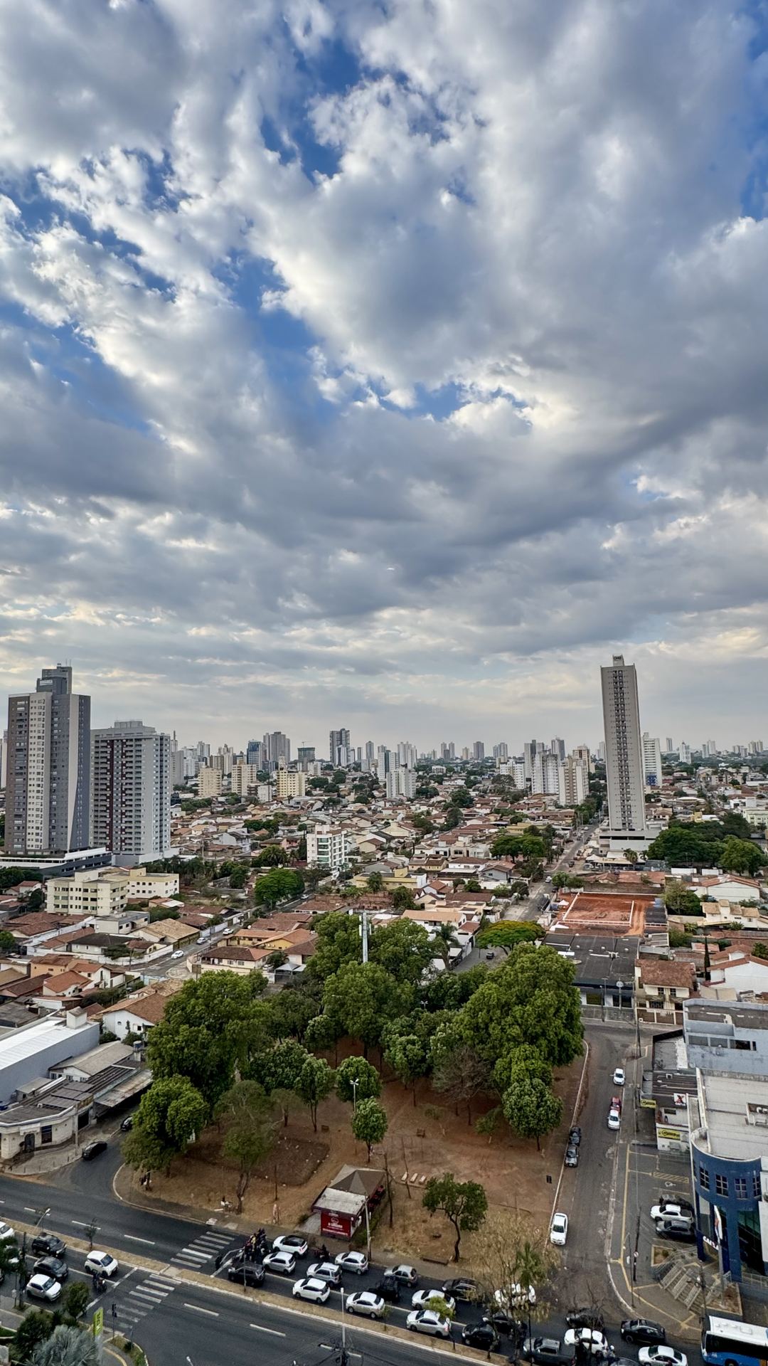 Vista do horizonte de Goiânia a partir do prédio